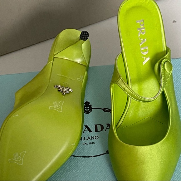Prada Women's Heels - Picture 5 of 5